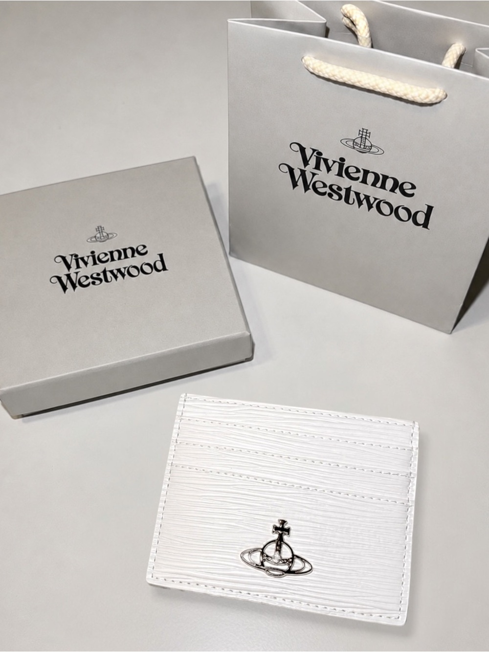 Vivienne Westwood vintage White Leather Card Case Textured leather NWT